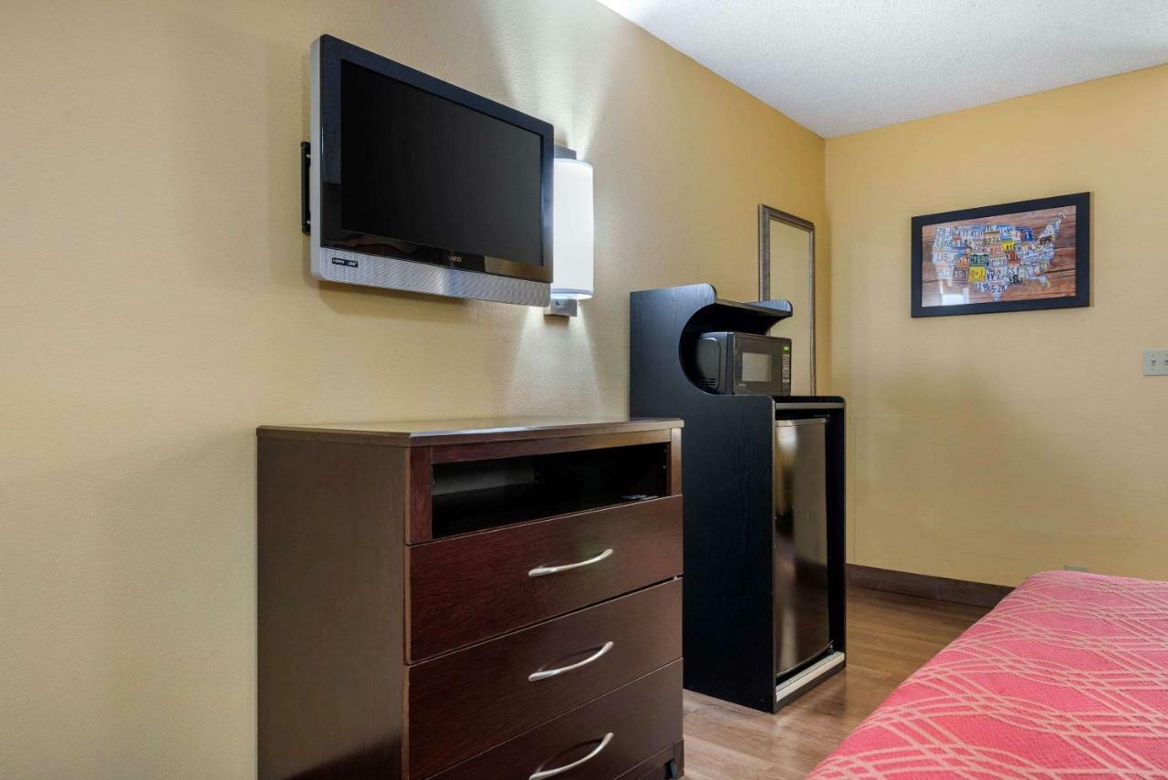 Econo Lodge Lexington Esterno foto