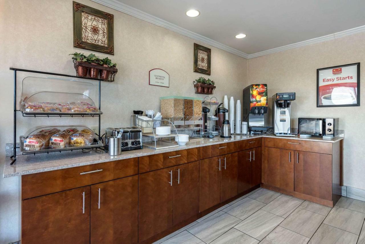 Econo Lodge Lexington Esterno foto